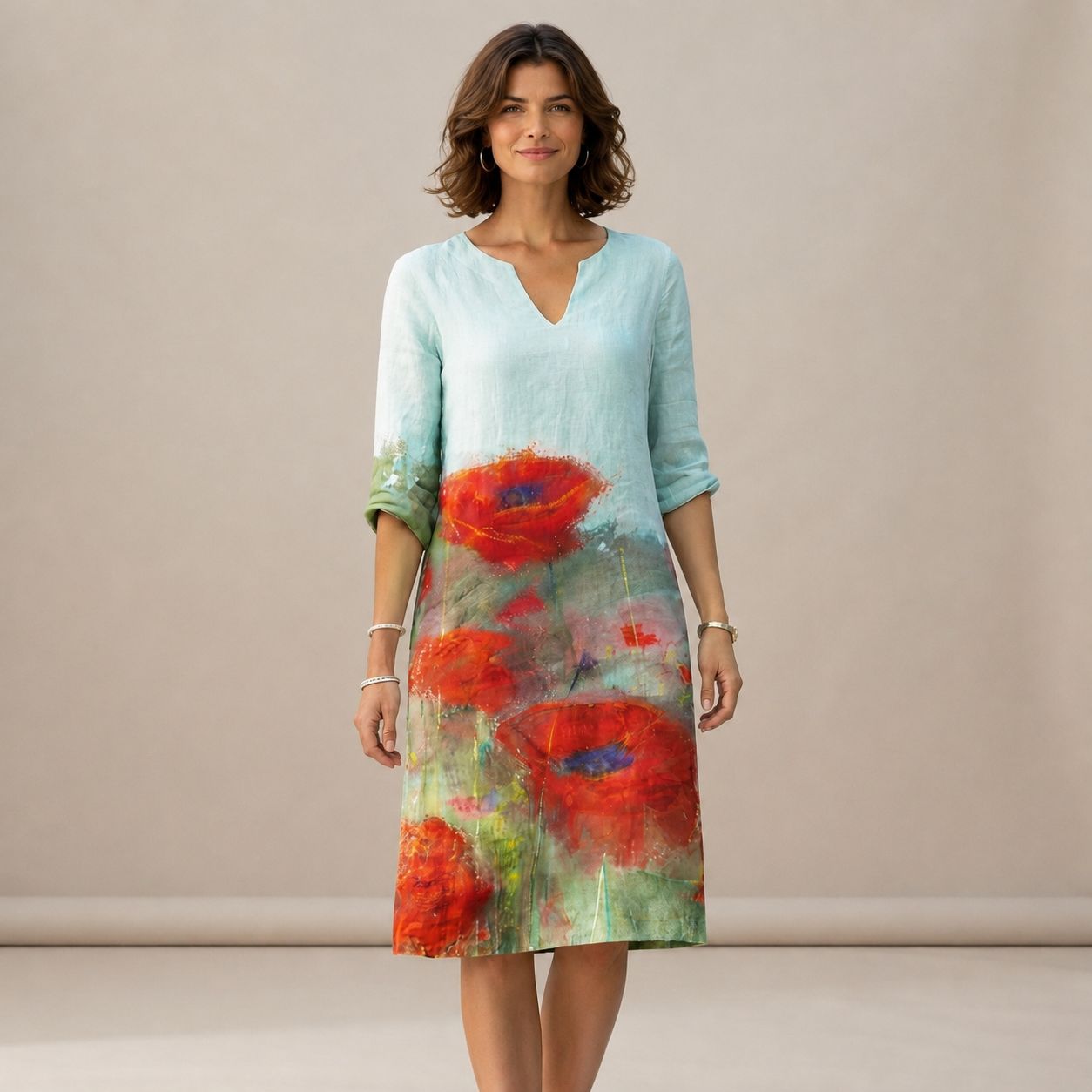 Ninna - Stilvolles und schmeichelhaftes Kleid mit V-Ausschnitt