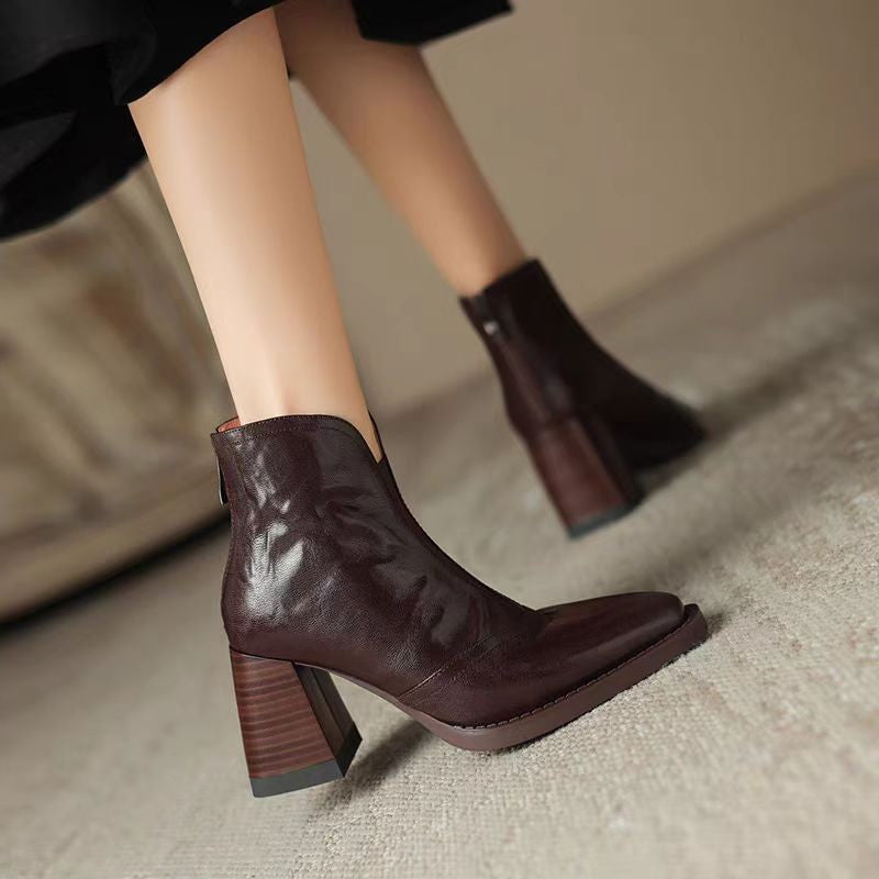 Alissa - Zeitlose Stiefeletten