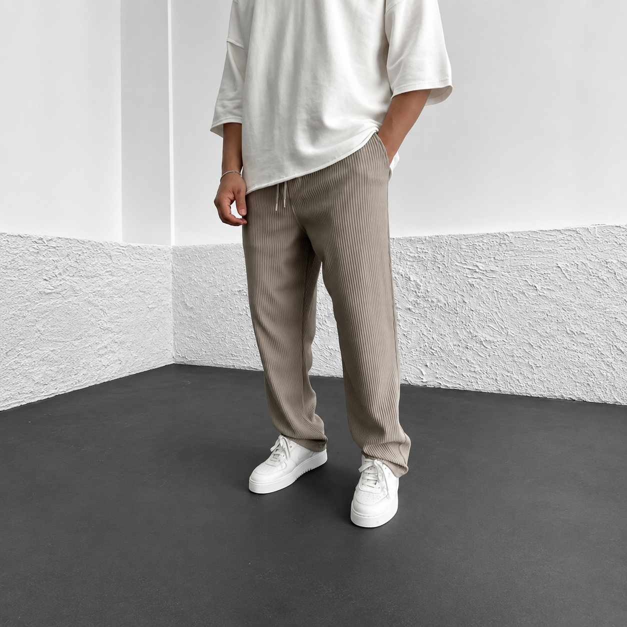 Zeke - Locker geschnittene Hose mit Kordelzug