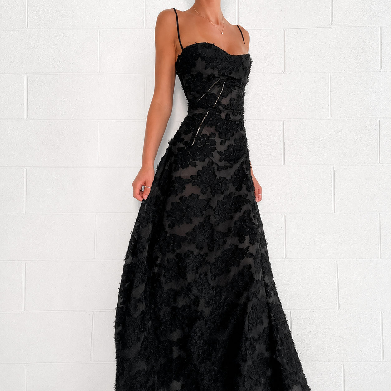 Sandra - Elegantes Enges Maxikleid
