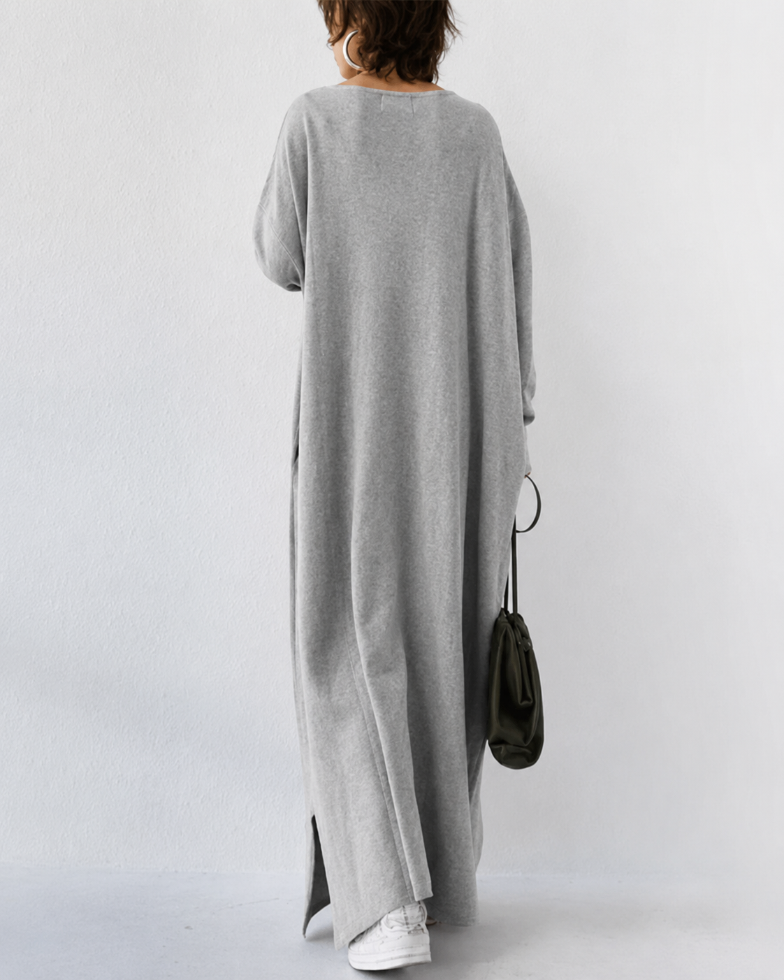 Shacora - Weites Maxikleid mit V-Ausschnitt