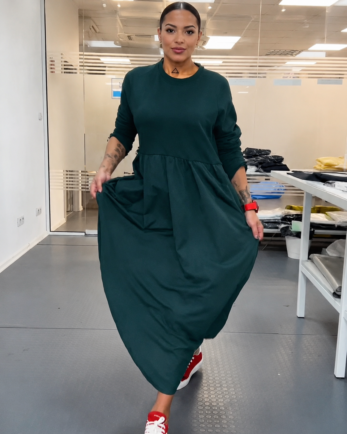 Imelda - Locker geschnittenes Kleid mit rundem Ausschnitt