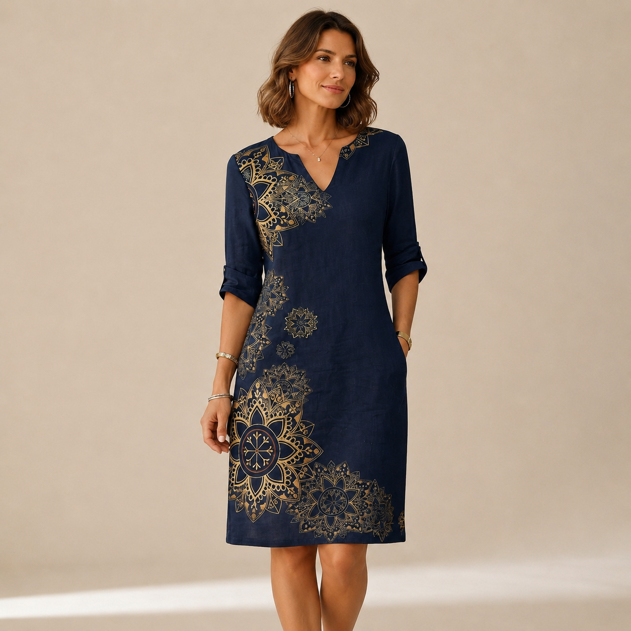 Ninna - Stilvolles und schmeichelhaftes Kleid mit V-Ausschnitt