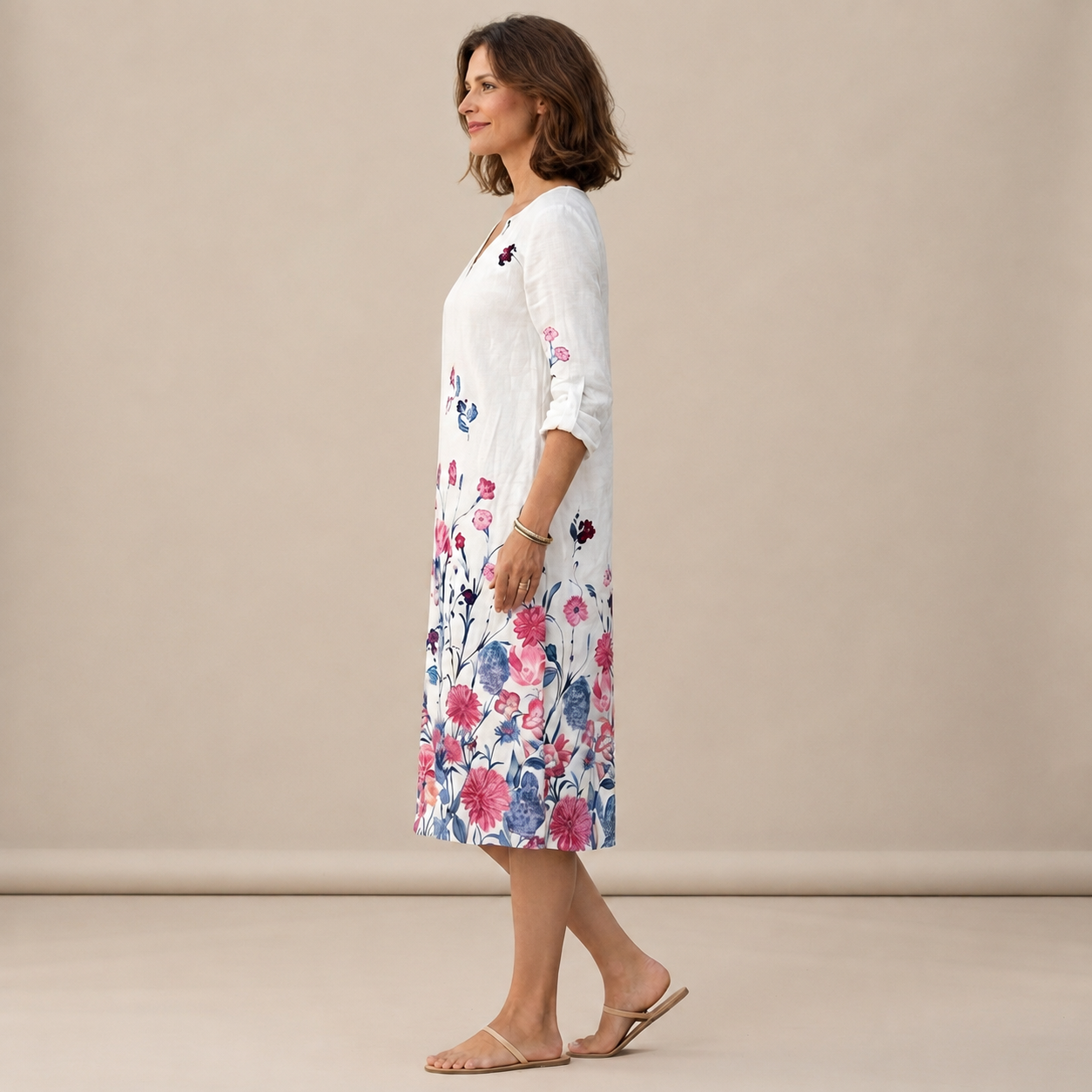 Ninna - Stilvolles und schmeichelhaftes Kleid mit V-Ausschnitt