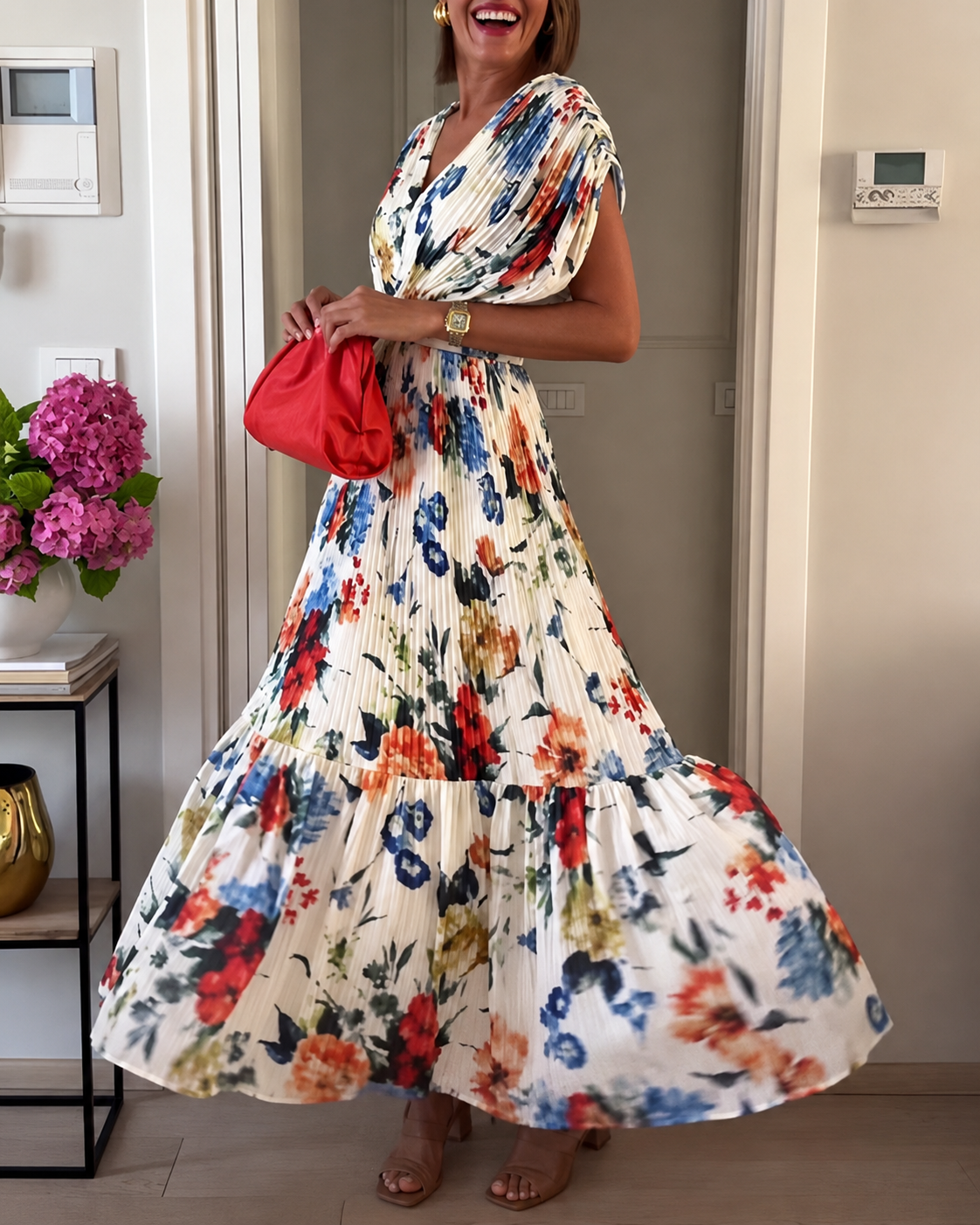 Sharon - Edles Kleid mit Falten und Blumendesign