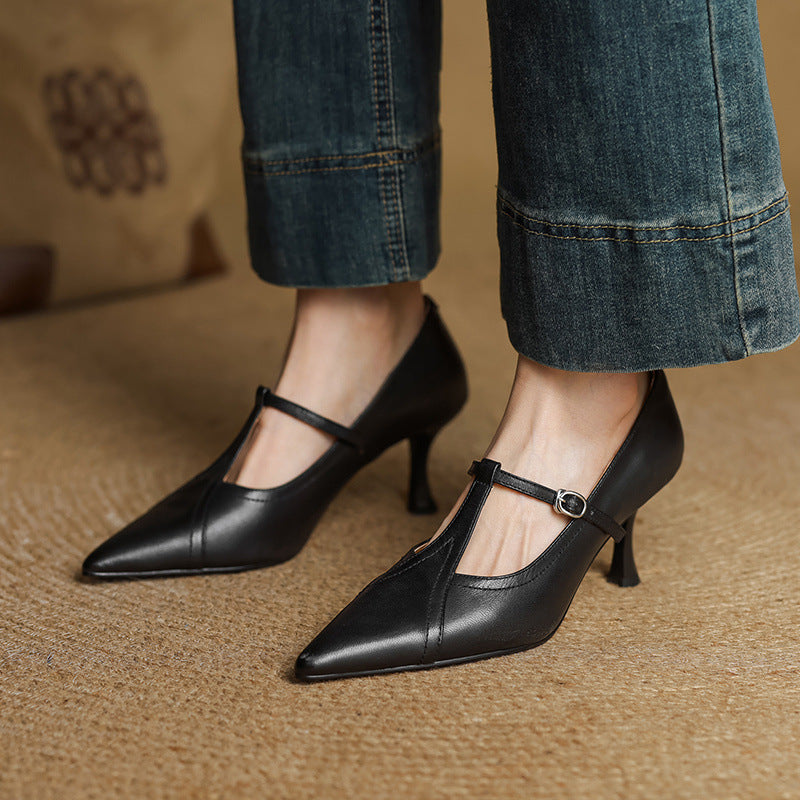 Ellis - Trendige Stiletto-Absätze mit T-Riemen