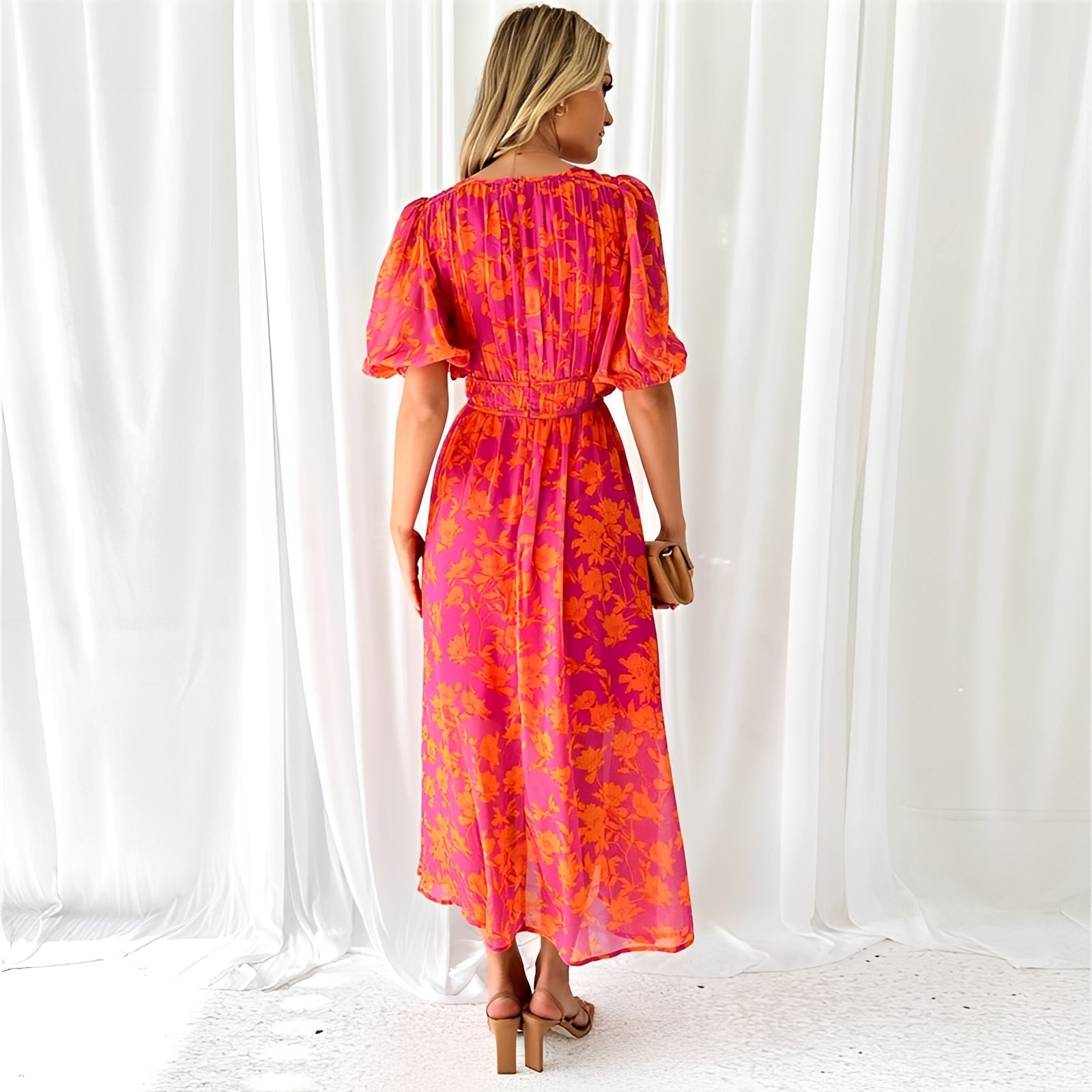 Louisa - Blumiges, komfortables Midikleid