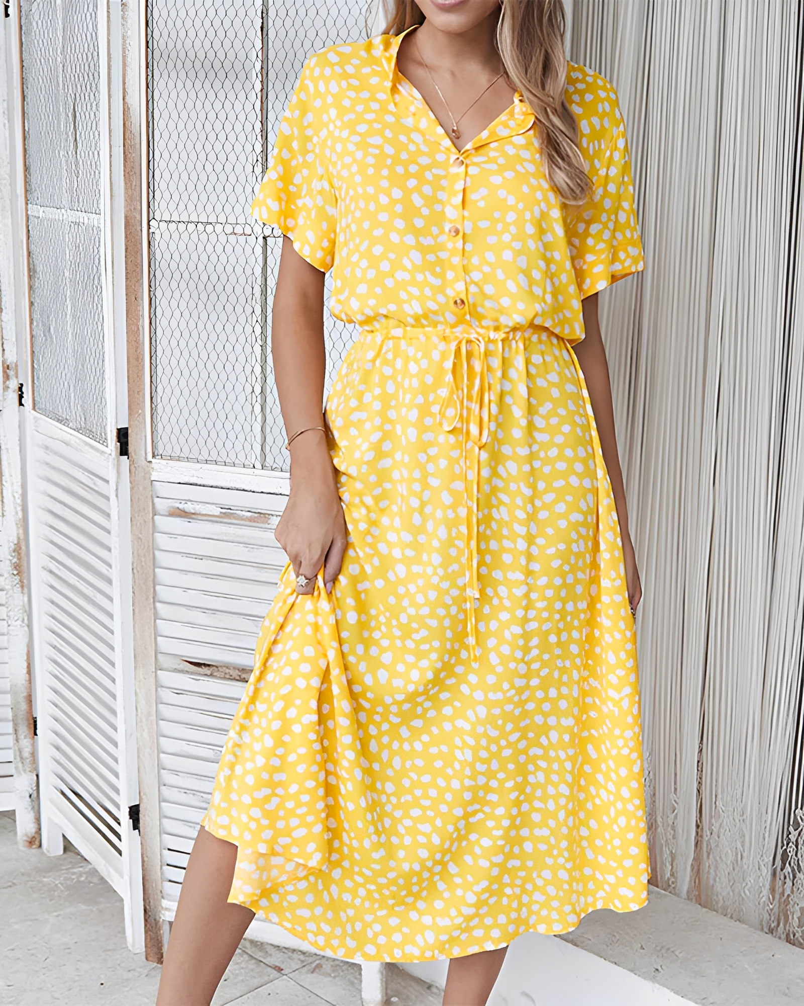 Shannon - Stilvolles V-Ausschnitt-Midikleid