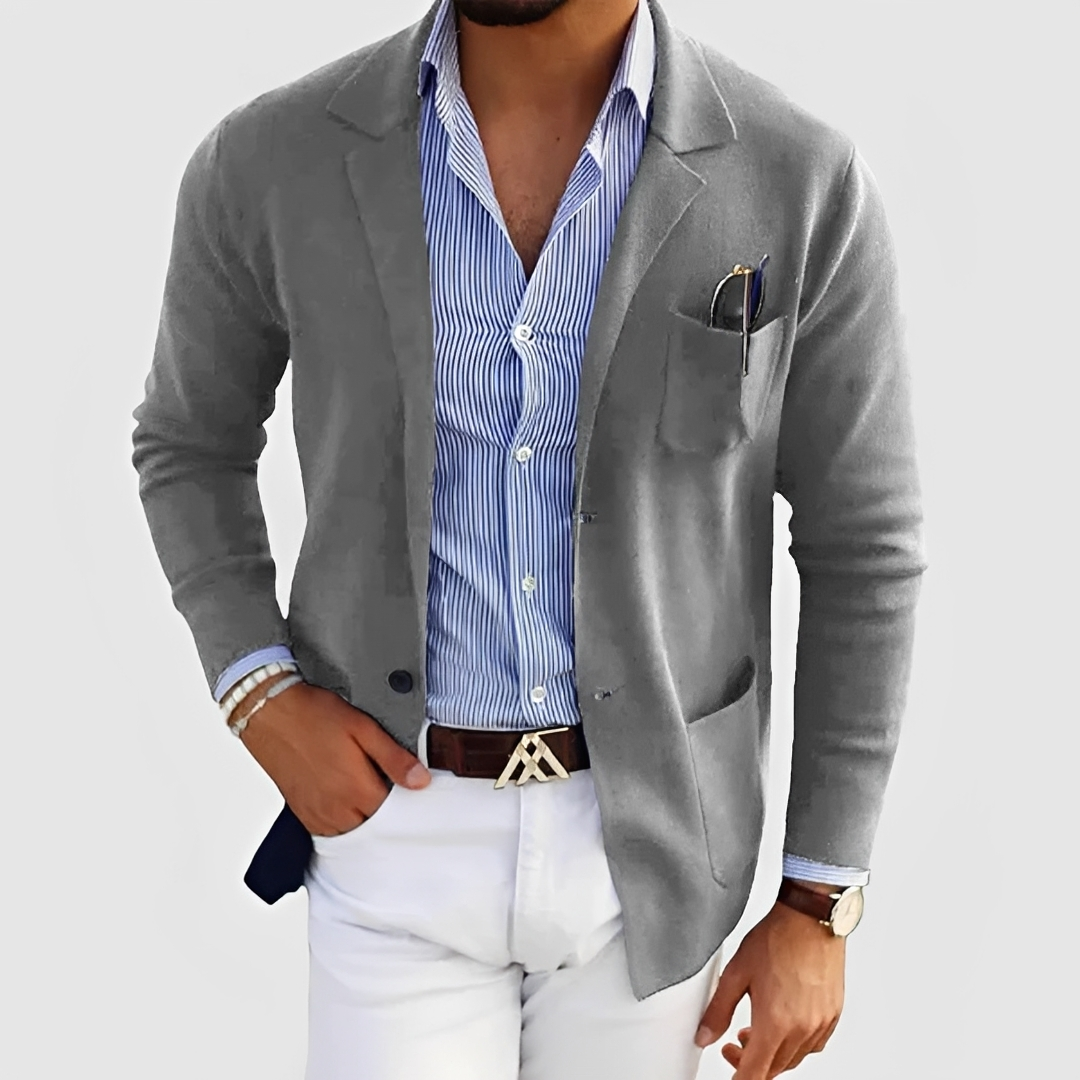 Toby - Traditionelle Jacke mit Knöpfen