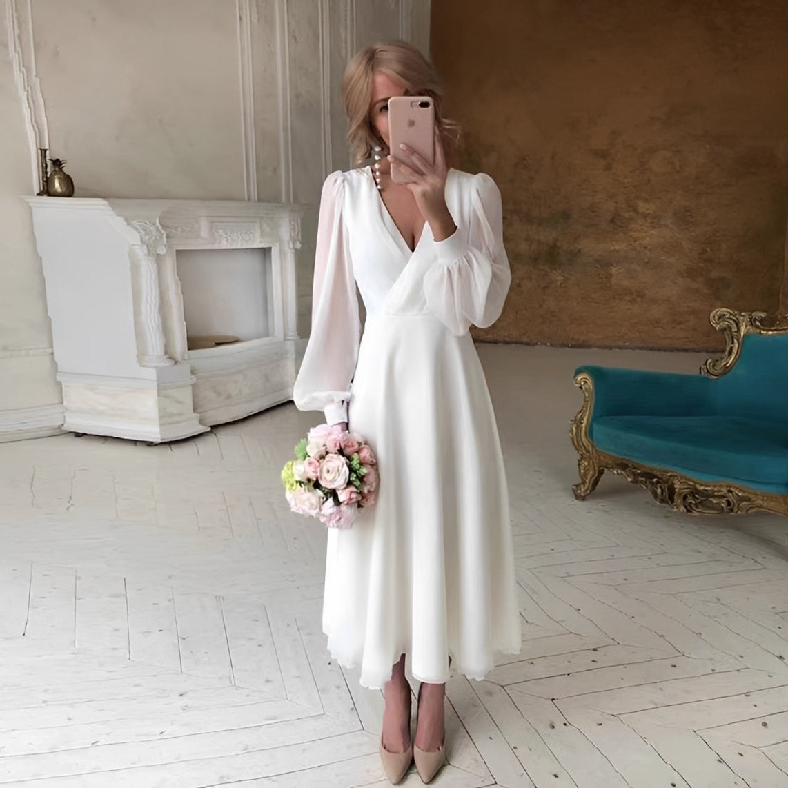 Carla - Elegantes Langarmkleid mit sanftem Design für Damen