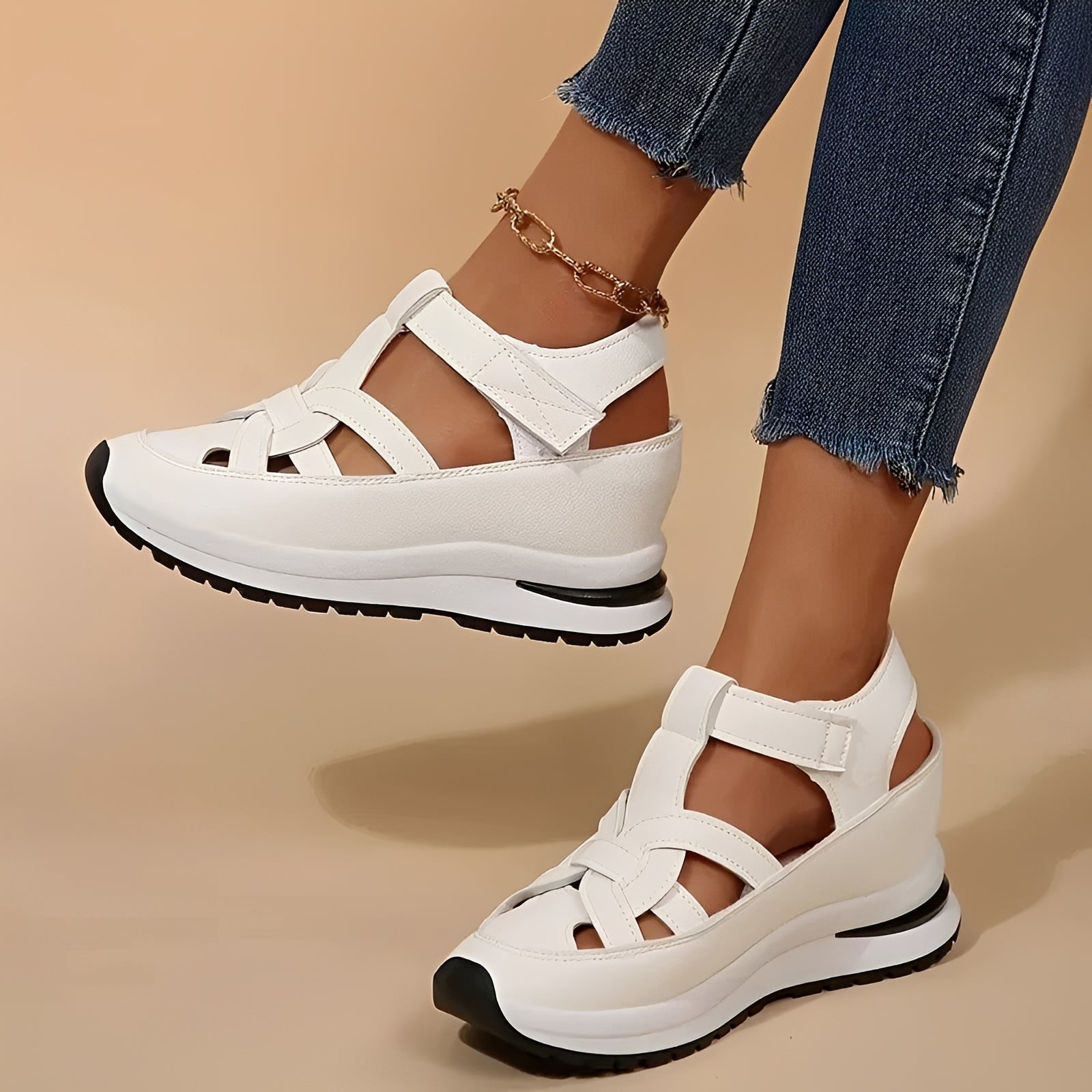 Zuzanna - Legere Sandalen mit Keilabsatz