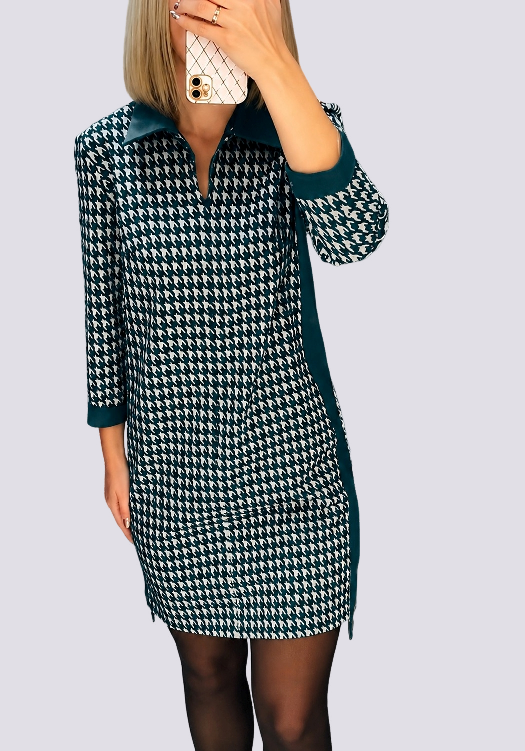 Saskia - Elegantes Minikleid mit Reverskragen