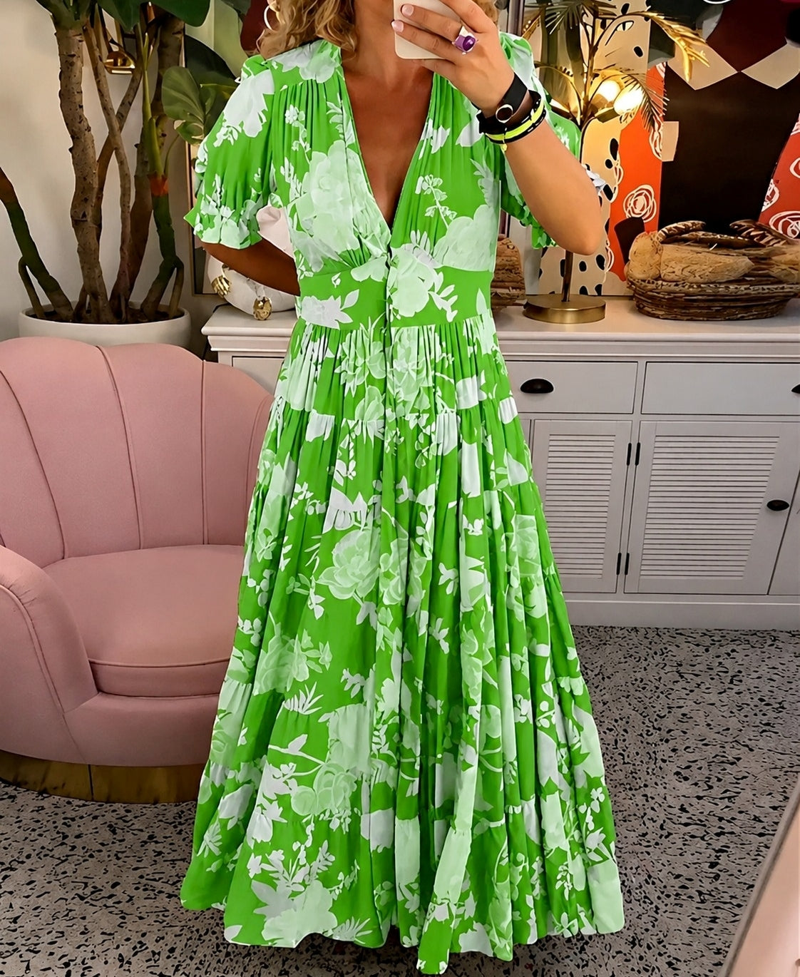 Emmie - Weit geschnittener blumiger Stil