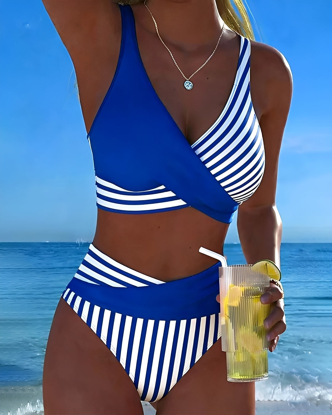 Angelica - Schicker Gestreifter Bikini