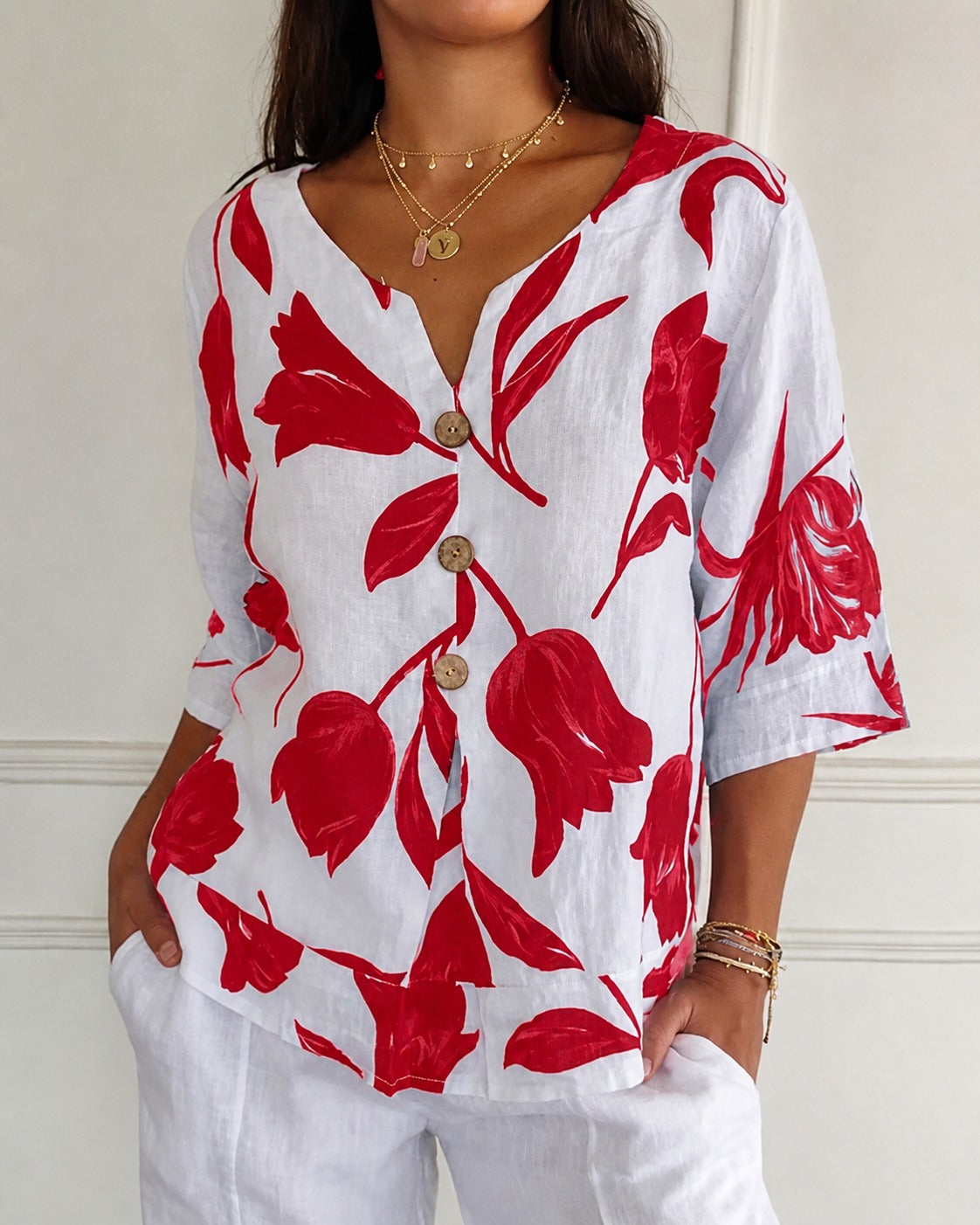 Chiara - Stylische Blumenschluppenbluse