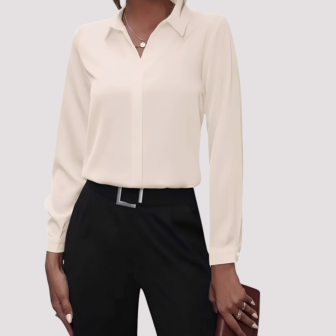 Alisa - Elegantes Hemd mit Knöpfen
