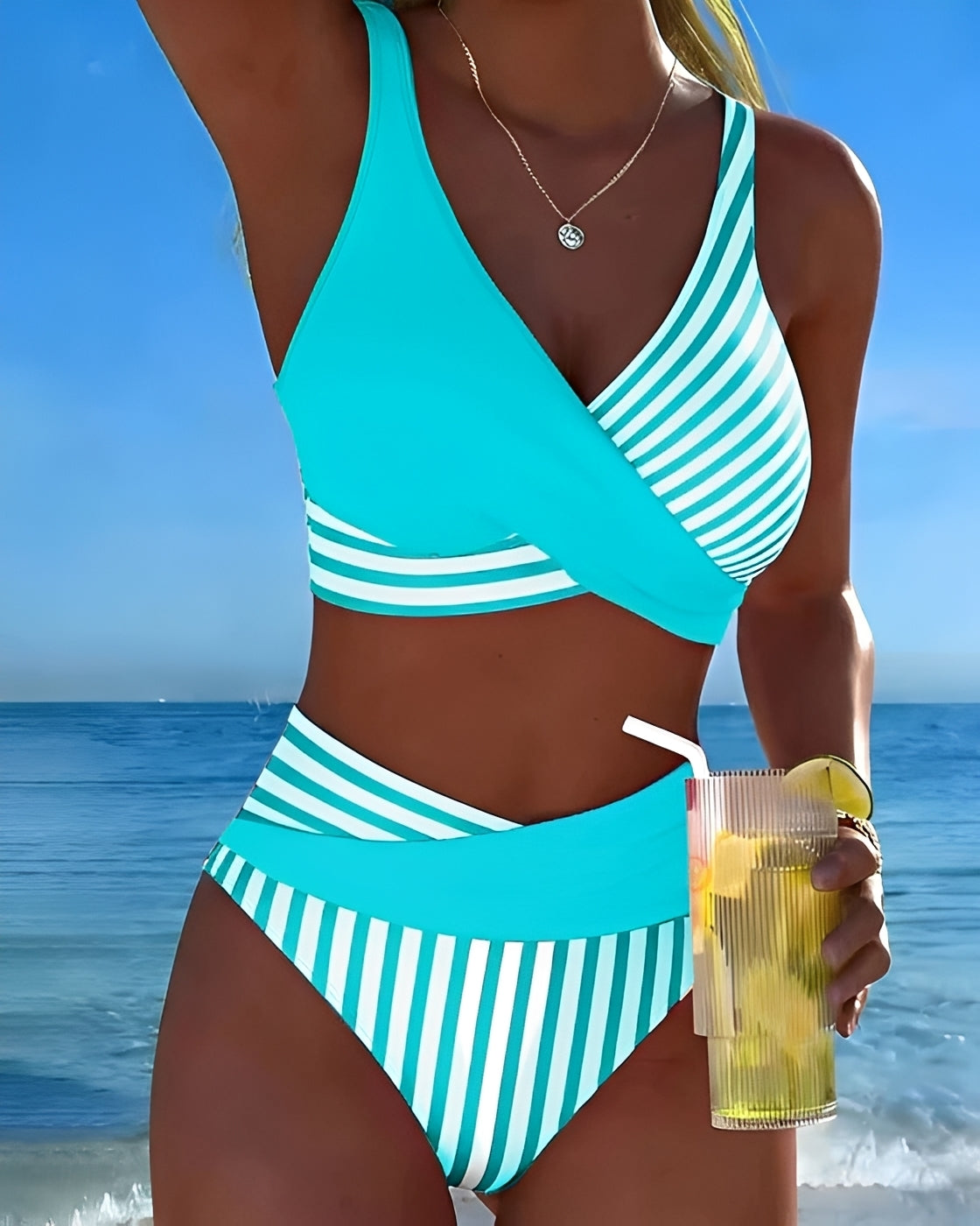 Angelica - Schicker Gestreifter Bikini