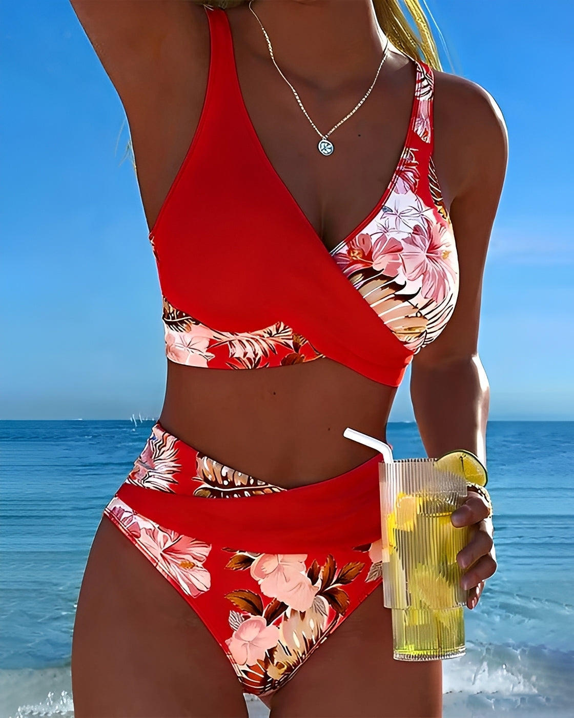 Eleri - Eleganter Blumen-Bikini