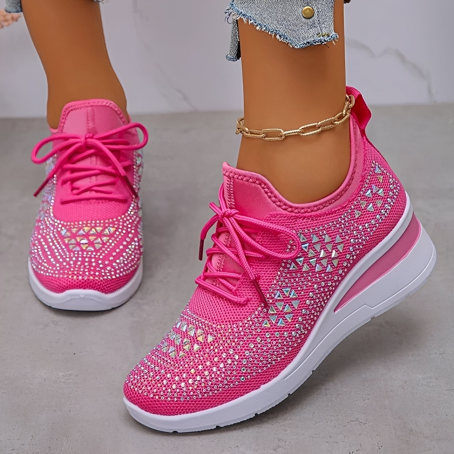 Elodie - Modische und bequeme Sneakers mit glänzenden Akzenten