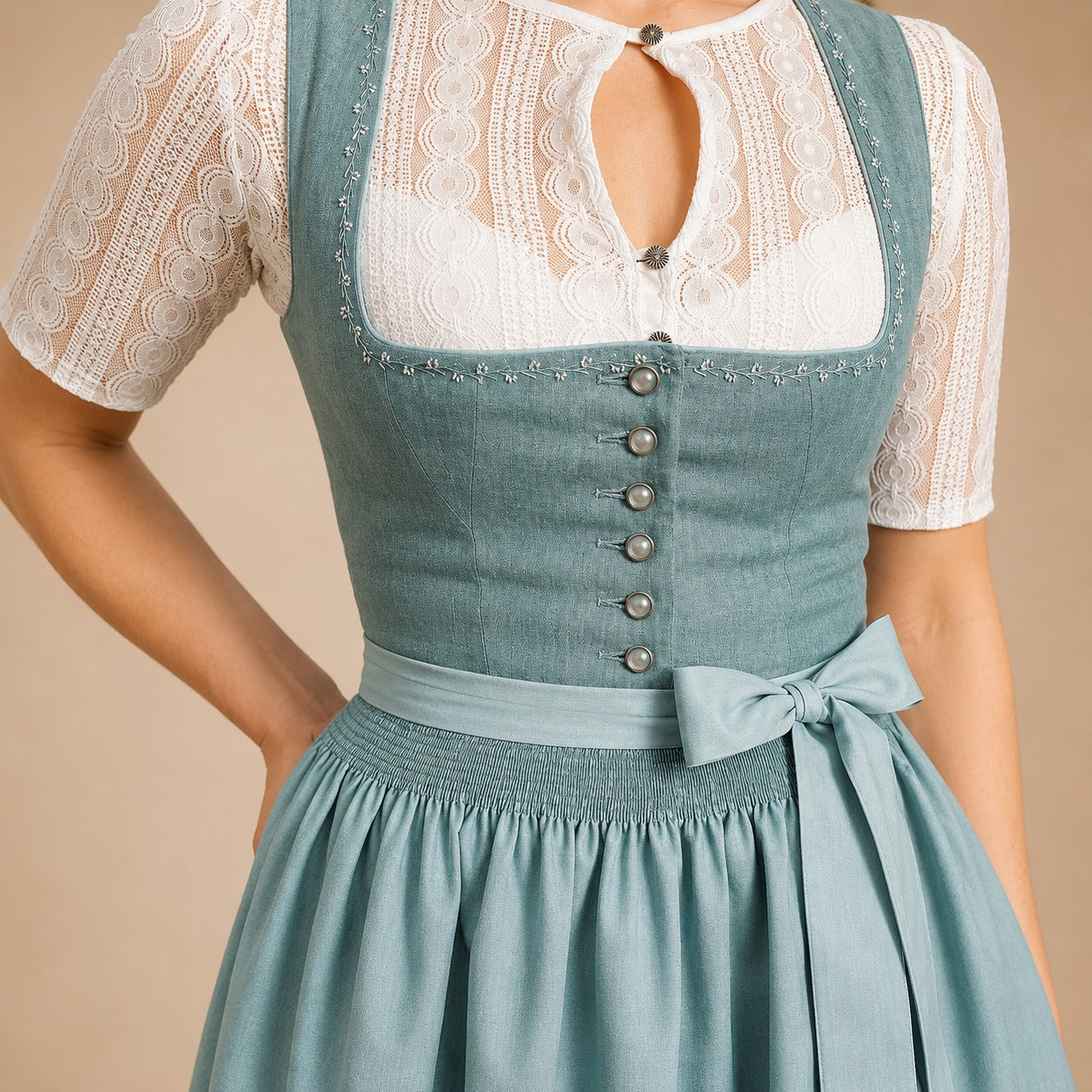 Cora - Traditionelles Oktoberfestkleid mit Schleifendetail