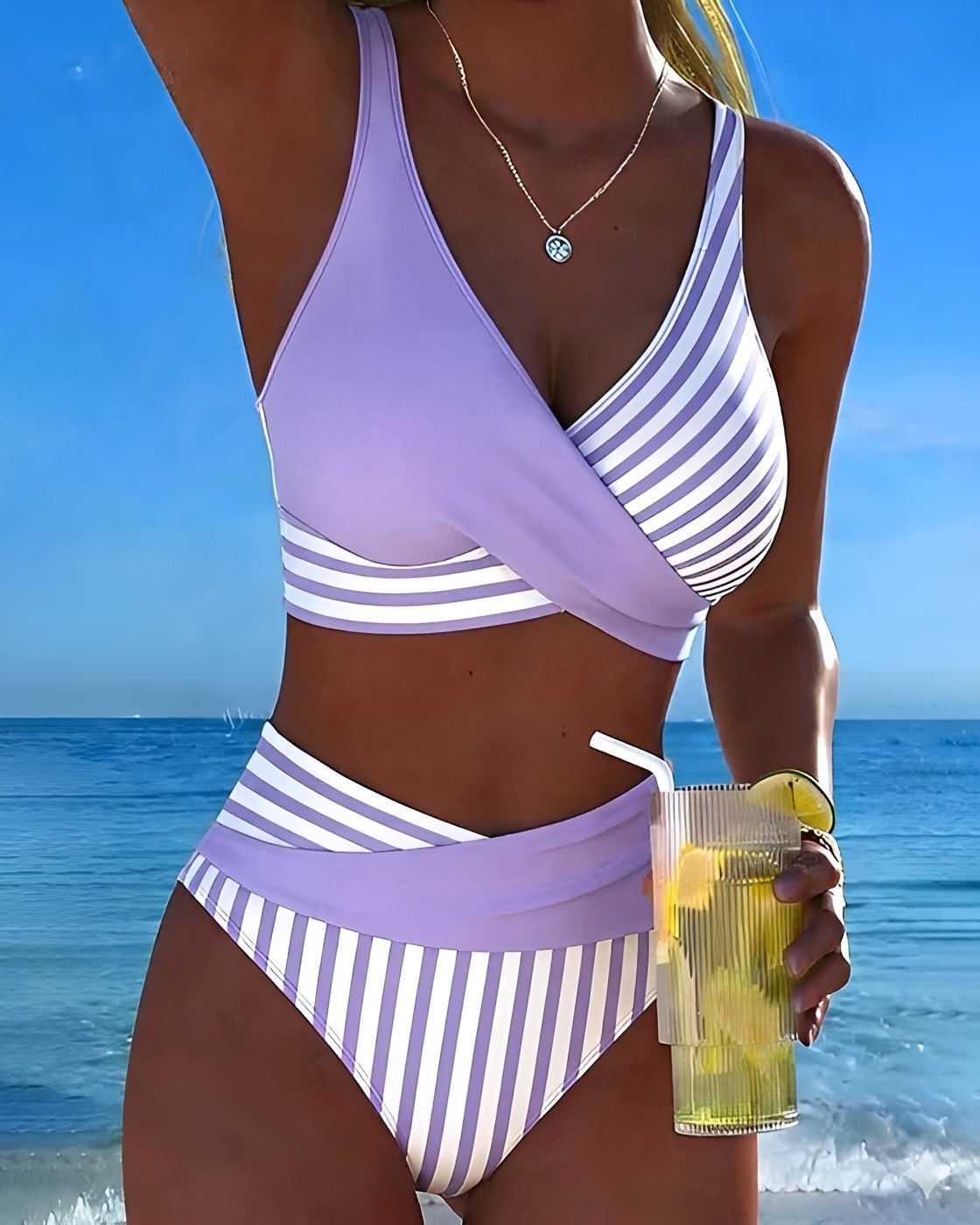 Angelica - Schicker Gestreifter Bikini