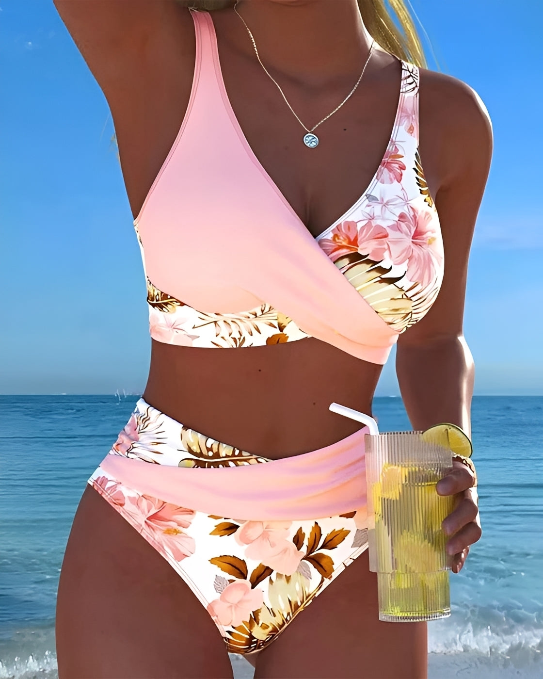 Eleri - Eleganter Blumen-Bikini