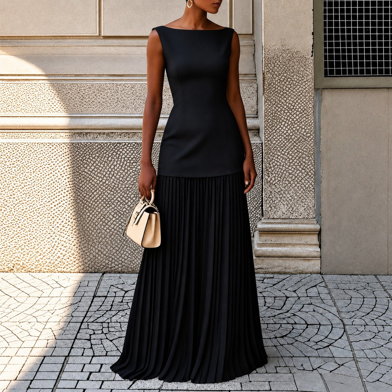 Alice - Schickes, tailliertes ärmelloses Maxikleid