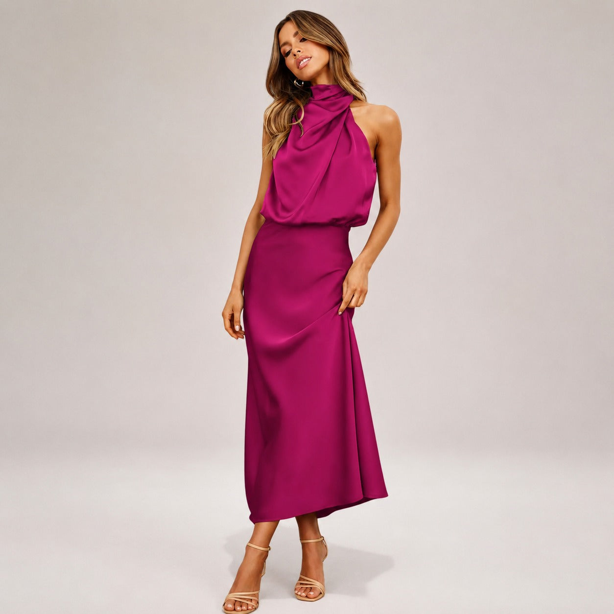 Lillie - Elegantes Neckholder-Kleid
