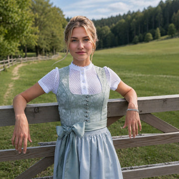 Cora - Traditionelles Oktoberfestkleid mit Schleifendetail