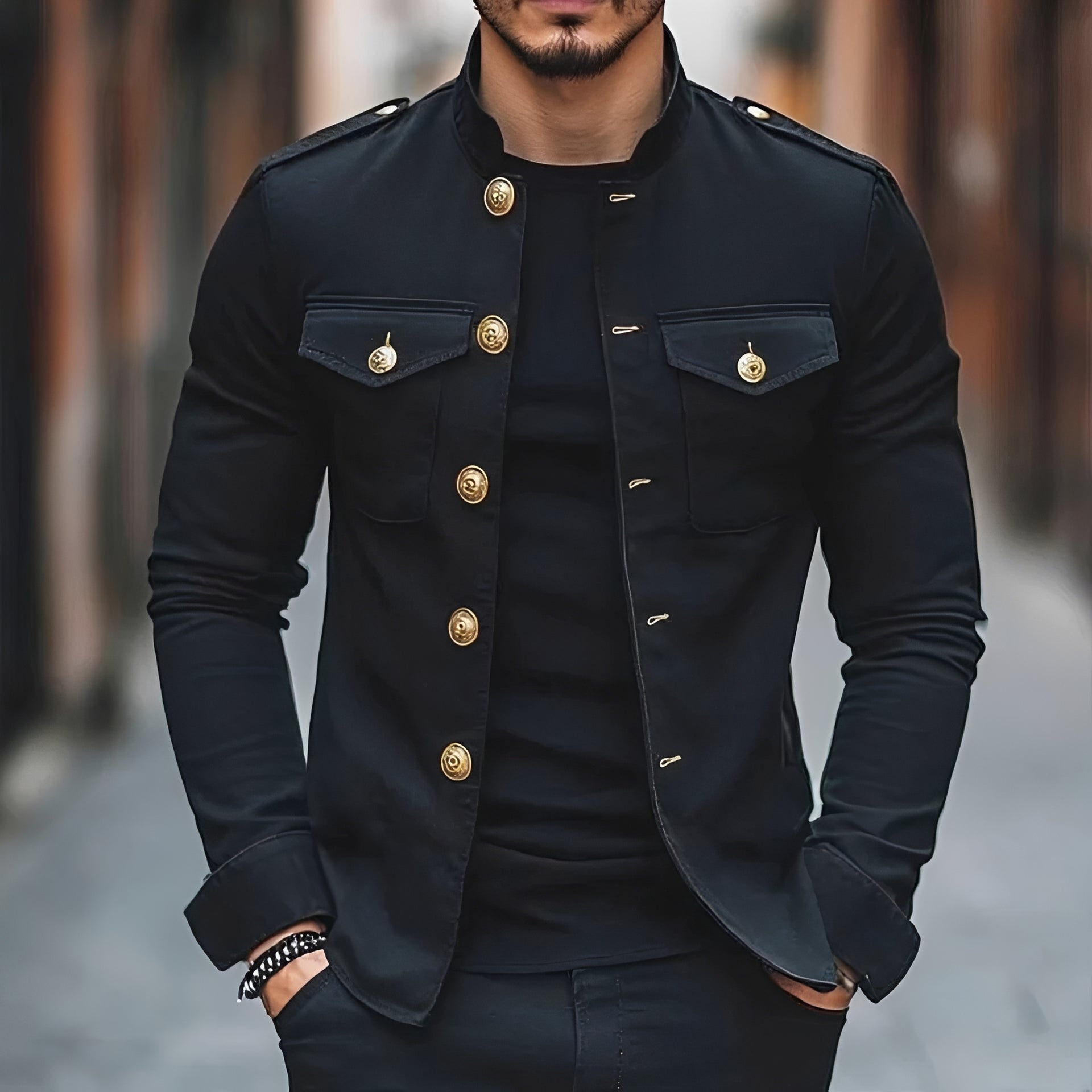 Leighton - Bequeme Jacke mit traditionellen Knöpfen