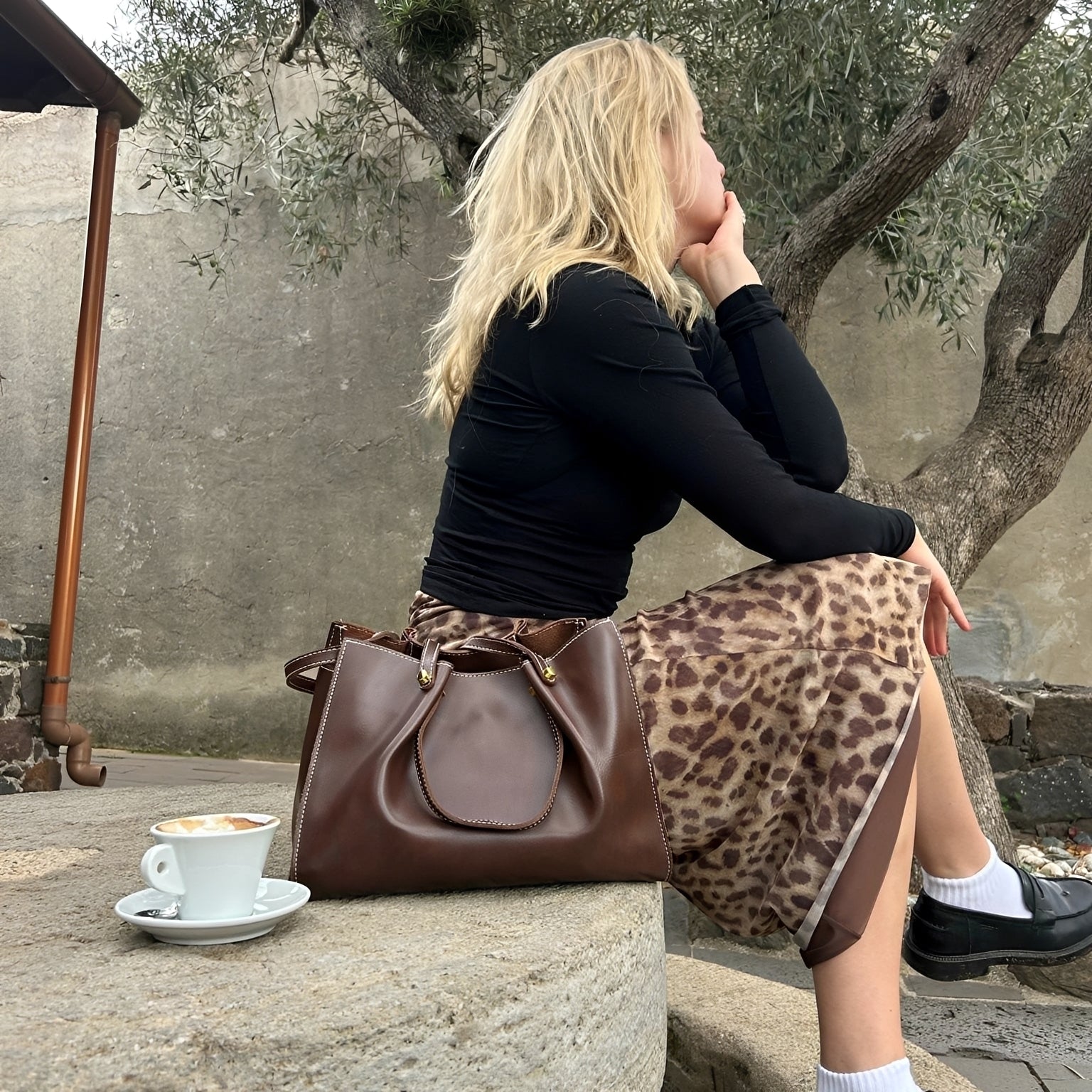 Sabrina - Trendige Retro-Schultertasche